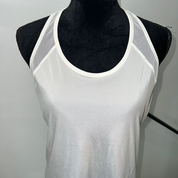 Lululemon White Sunshine Salutation Tank Top - Picture 10 of 13